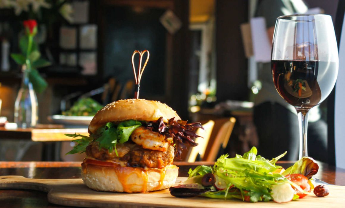 vino e sandwich